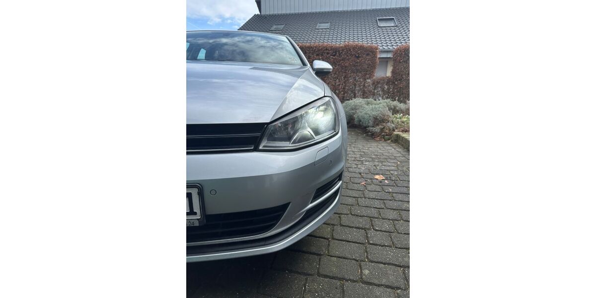 VW Golf 110.000 km 10.900 &euro; Hückelhoven 41836