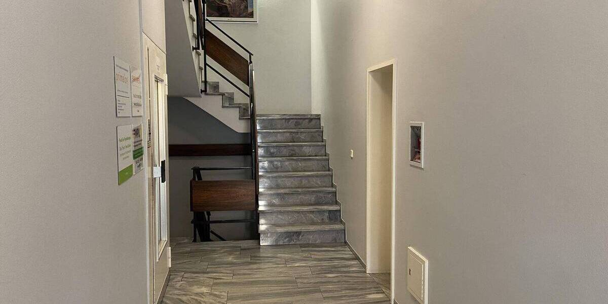 Gewerbeobjekt Krefeld Stadtmitte - 1 Zimmer, 1.190.000&euro; | Angebot:25693368