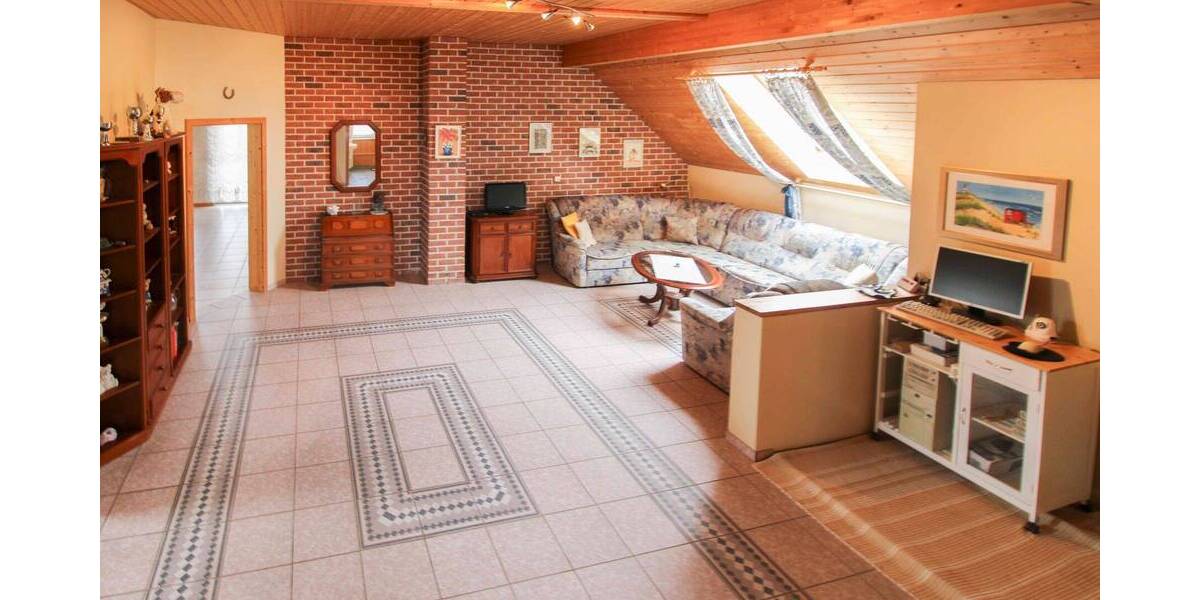 Einfamilienhaus Hückelhoven Millich - 7 Zimmer, 318 m&sup2;, 385.000&euro; | Angebot:26037208