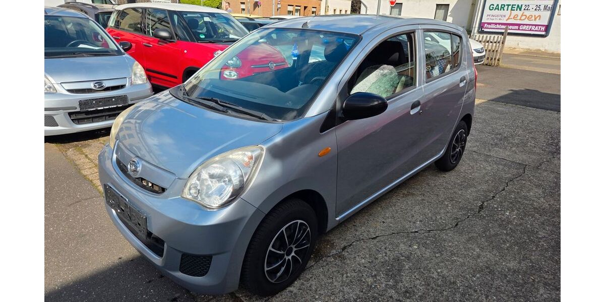 Daihatsu Cuore 97.000 km 3.950 &euro; Krefeld 47807