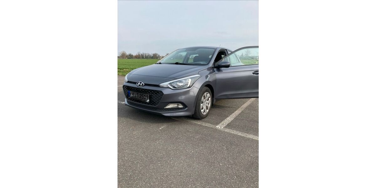 Hyundai i20 83.000 km 8.850 &euro; Willich 47877