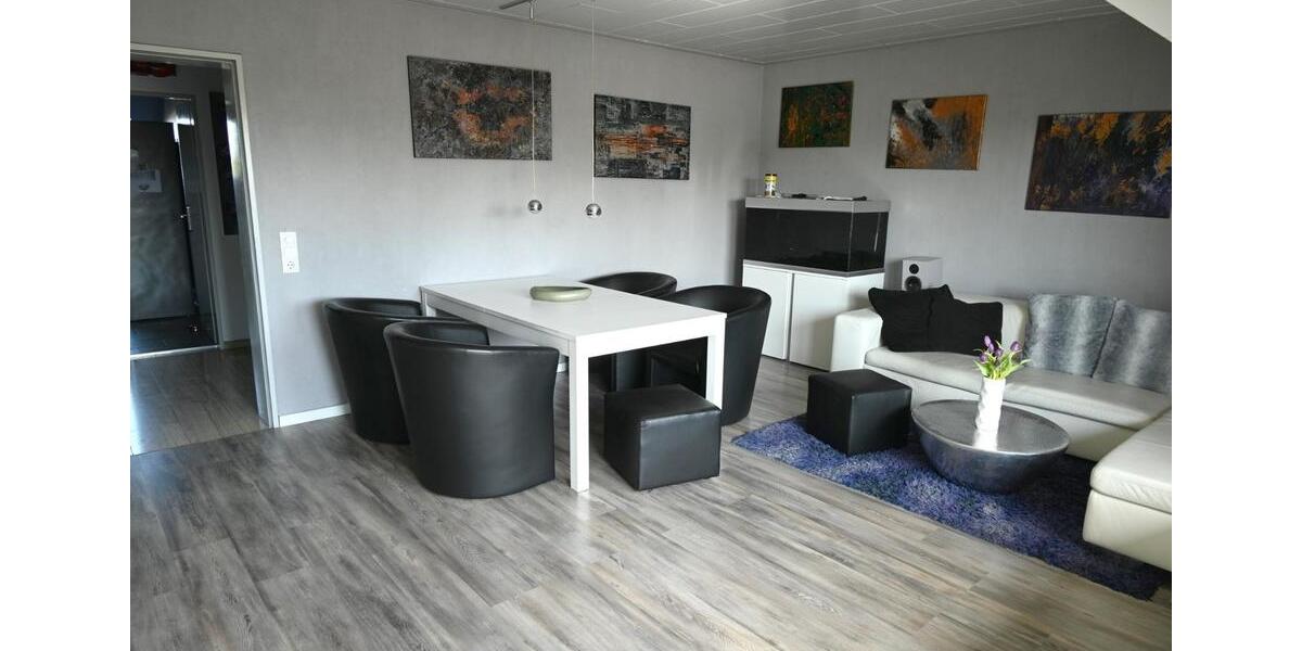 Dachgeschoßwohnung Moers Schwafheim - 3.5 Zimmer, 73 m&sup2;, 249.000&euro; | Angebot:26089785