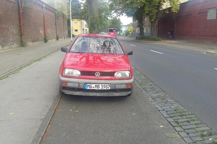 VW Golf 129.800 km 1.800 &euro; Mönchengladbach 41061