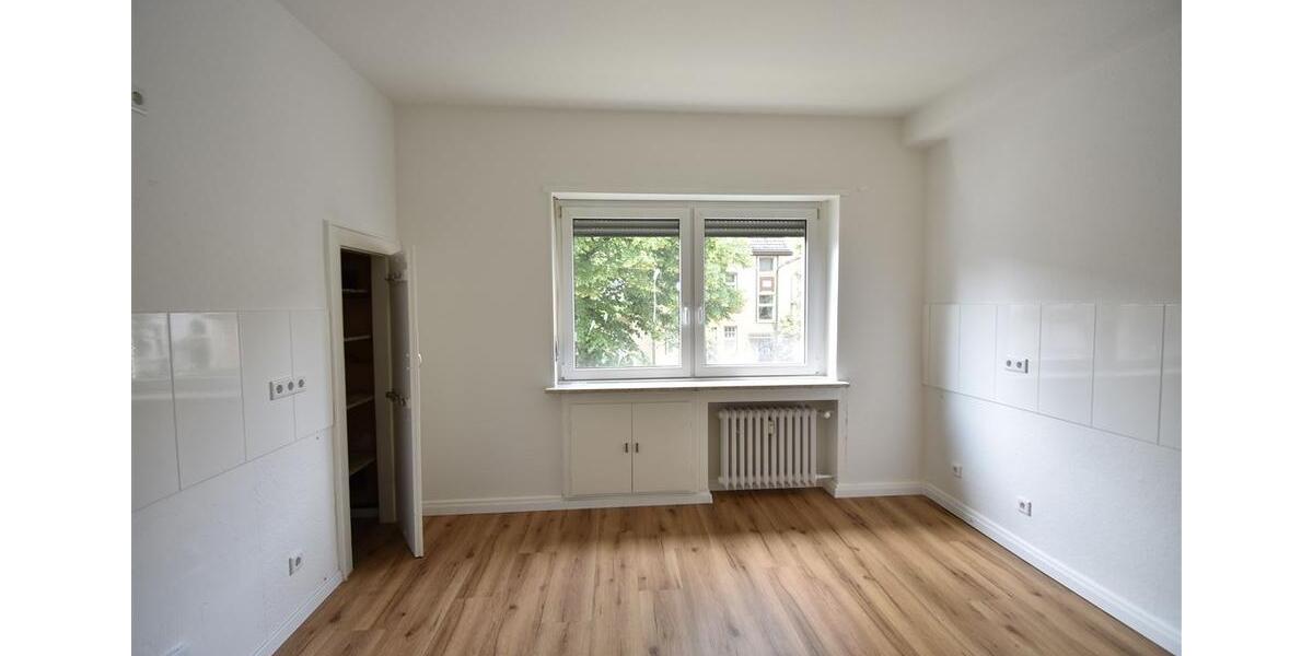 Etagenwohnung Düsseldorf Niederkassel - 2 Zimmer, 75 m&sup2;, 1.290&euro; | Angebot:22440568