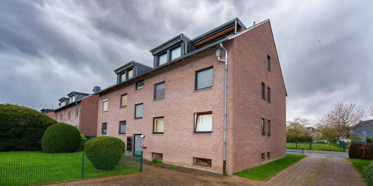 Etagenwohnung Neuss Rosellen - 3 Zimmer, 72 m&sup2;, 215.000&euro; | Angebot:26657260