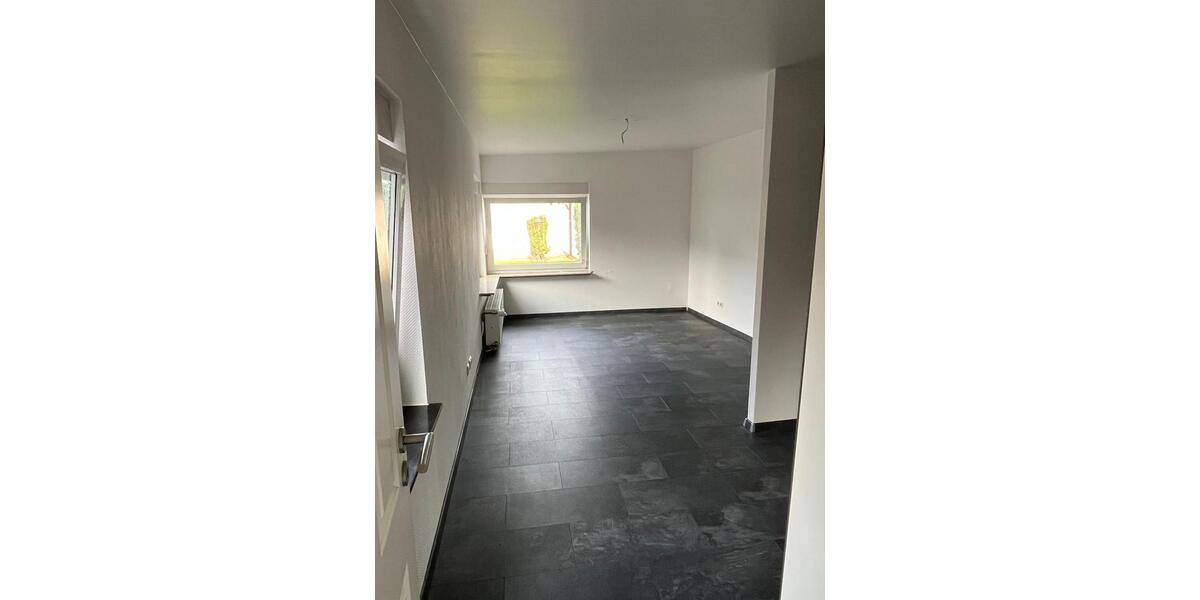 Erdgeschoßwohnung Mönchengladbach Nord - 2 Zimmer, 87 m&sup2;, 900&euro; | Angebot:25979632