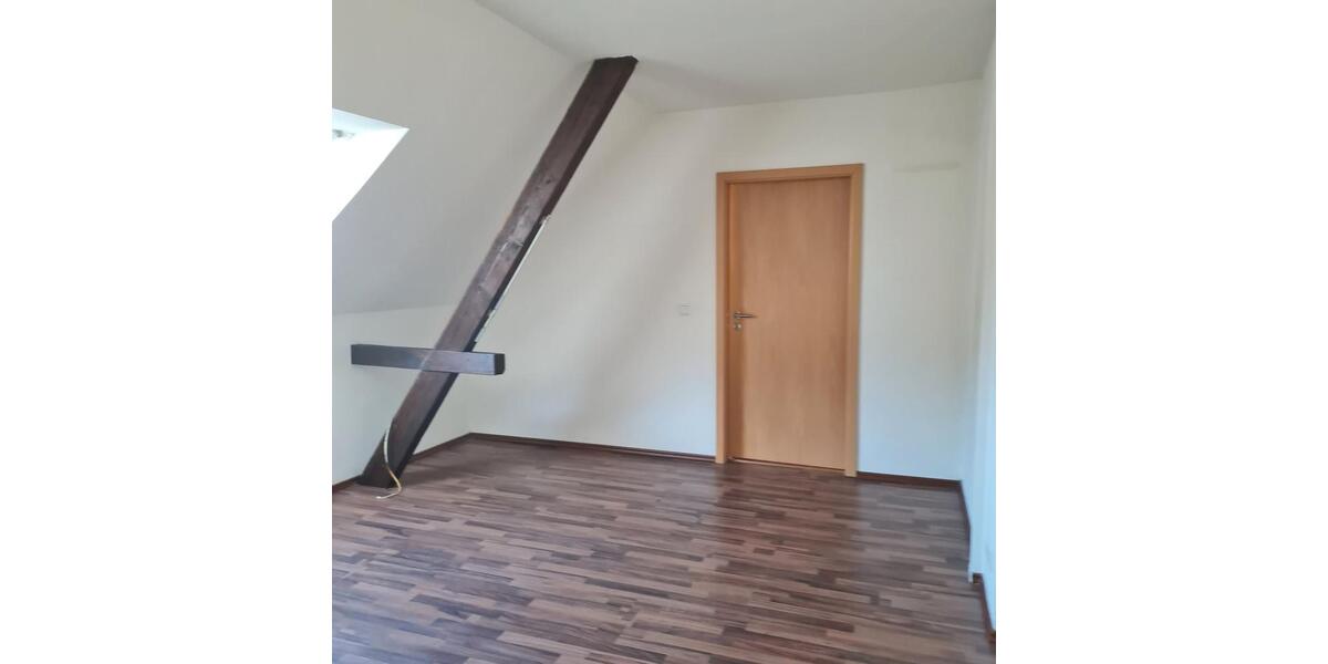 Dachgeschoßwohnung Krefeld Dießem - 2 Zimmer, 40 m&sup2;, 400&euro; | Angebot:25987306