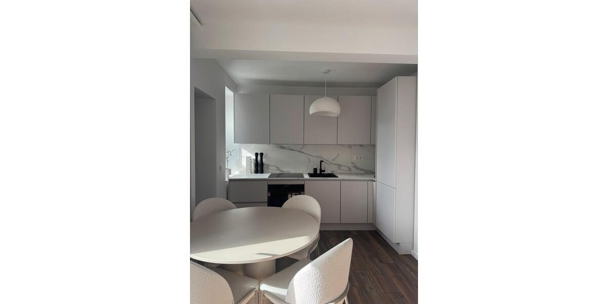 Etagenwohnung Düsseldorf Derendorf - 2 Zimmer, 54 m&sup2;, 1.200&euro; | Angebot:26031702