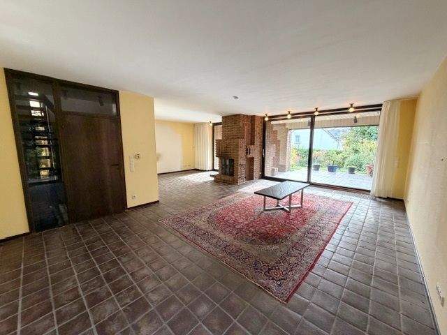 Einfamilienhaus Mönchengladbach Venn - 9 Zimmer, 236 m&sup2;, 649.000&euro; | Angebot:25704611