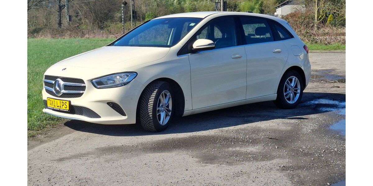 Mercedes-Benz B 180 320.000 km 9.950 &euro; Korschenbroich 41352