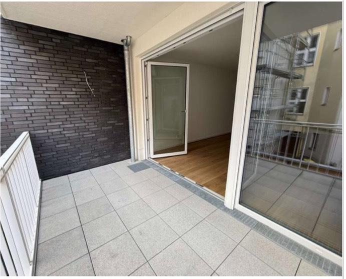 Etagenwohnung Düsseldorf Stadtbezirk 3 - 2 Zimmer, 59 m&sup2;, 1.650&euro; | Angebot:26040815
