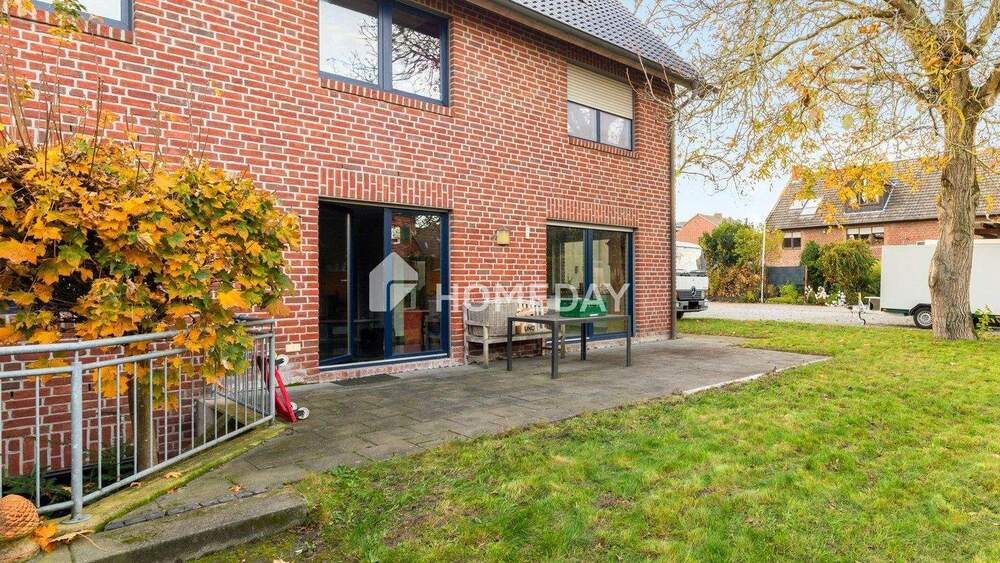 Einfamilienhaus Neuss Holzheim - 7 Zimmer, 253 m&sup2;, 899.000&euro; | Angebot:25694090