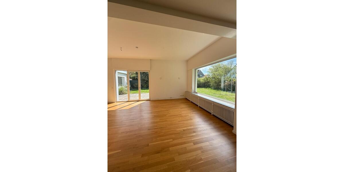 Bungalow Mönchengladbach Süd - 6 Zimmer, 178 m&sup2;, 2.000&euro; | Angebot:26227270