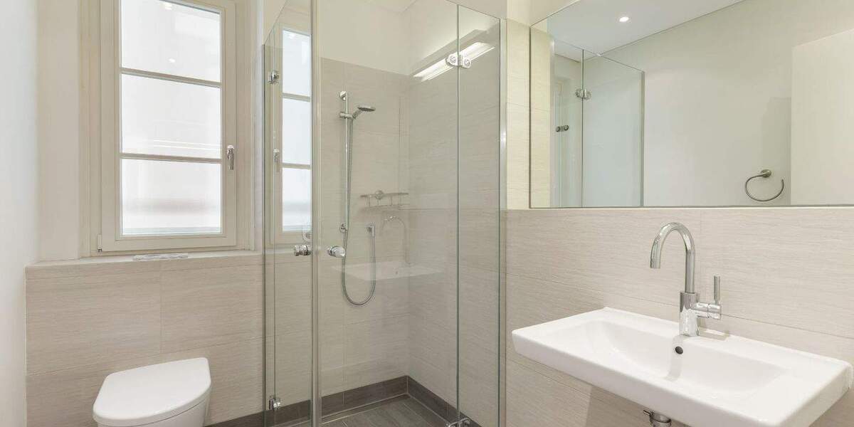 Reihenendhaus Düsseldorf Heerdt - 5 Zimmer, 220 m&sup2;, 1.790.000&euro; | Angebot:25686513