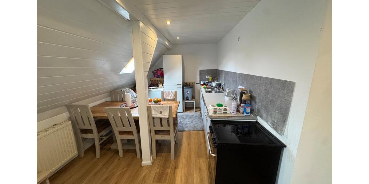 Dachgeschoßwohnung Viersen Hülsdonk - 2.5 Zimmer, 60 m&sup2;, 700&euro; | Angebot:26497713