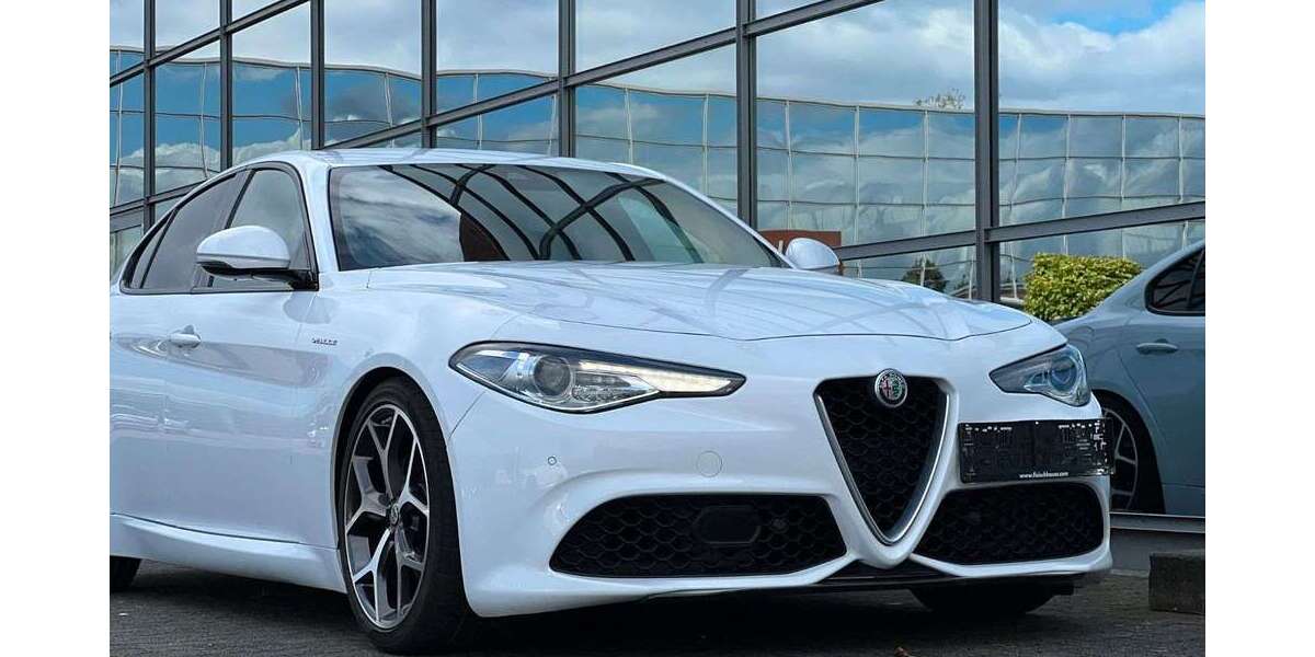 Alfa Romeo Giulia 28.944 km 33.990 &euro; Mönchengladbach 41068