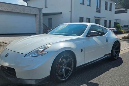 Nissan 370Z 150.890 km 29.999 &euro; Krefeld 47829