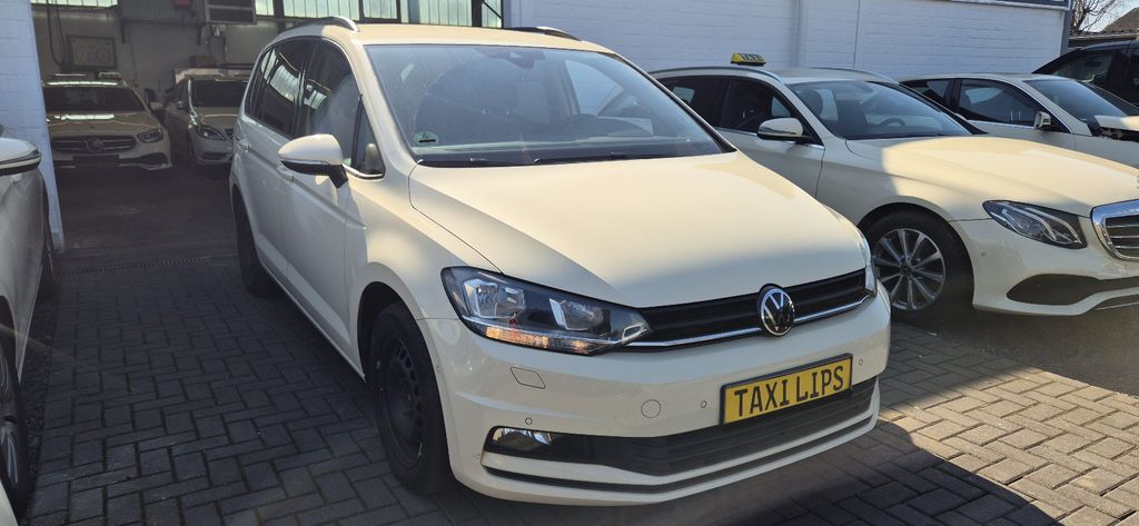 VW Touran 221.909 km 17.700 &euro; Korschenbroich 41352