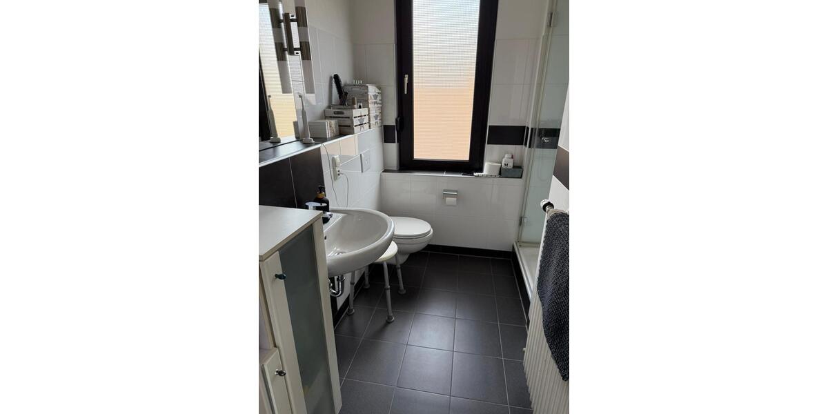 Etagenwohnung Viersen - 2 Zimmer, 61 m&sup2;, 680&euro; | Angebot:26036375