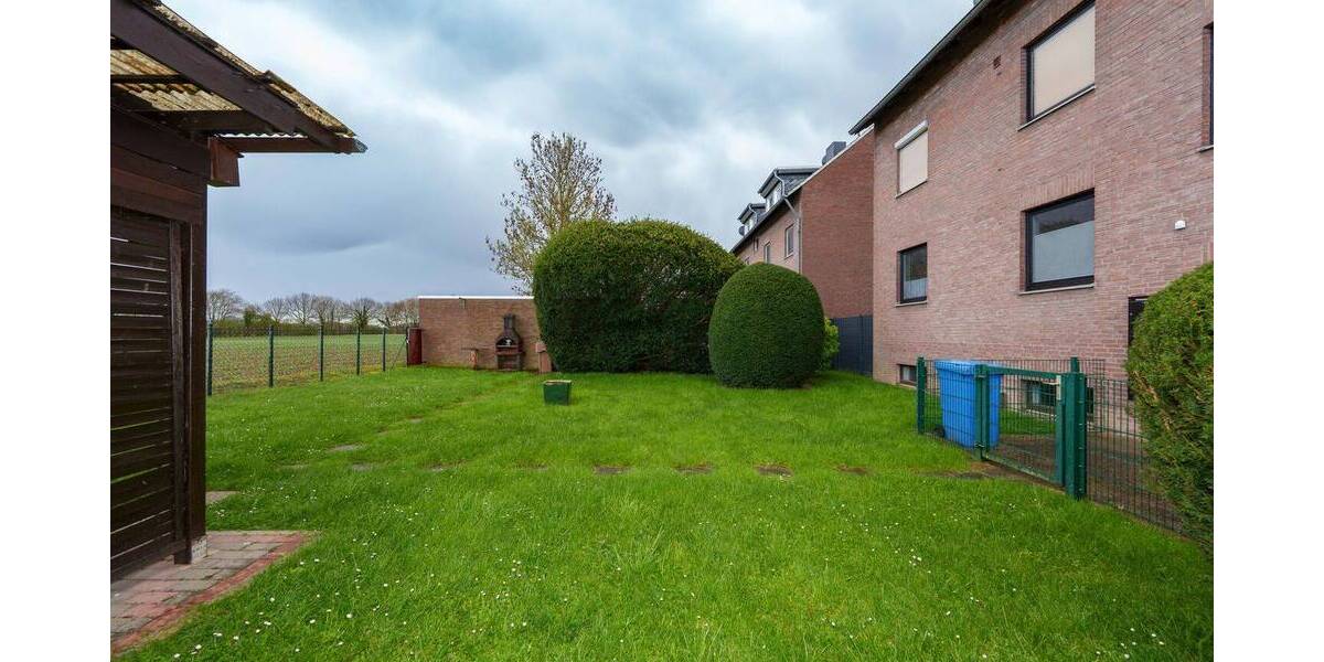 Etagenwohnung Neuss Rosellen - 3 Zimmer, 72 m&sup2;, 215.000&euro; | Angebot:26657260