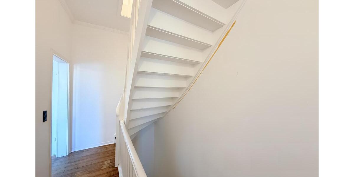 Reihenhaus Krefeld - 3.5 Zimmer, 139 m&sup2;, 990&euro; | Angebot:25183975