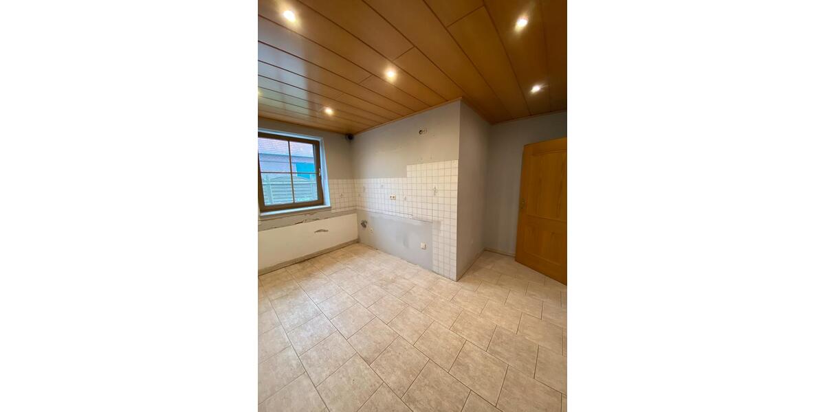 Erdgeschoßwohnung Straelen - 3 Zimmer, 125 m&sup2;, 1.000&euro; | Angebot:26604532