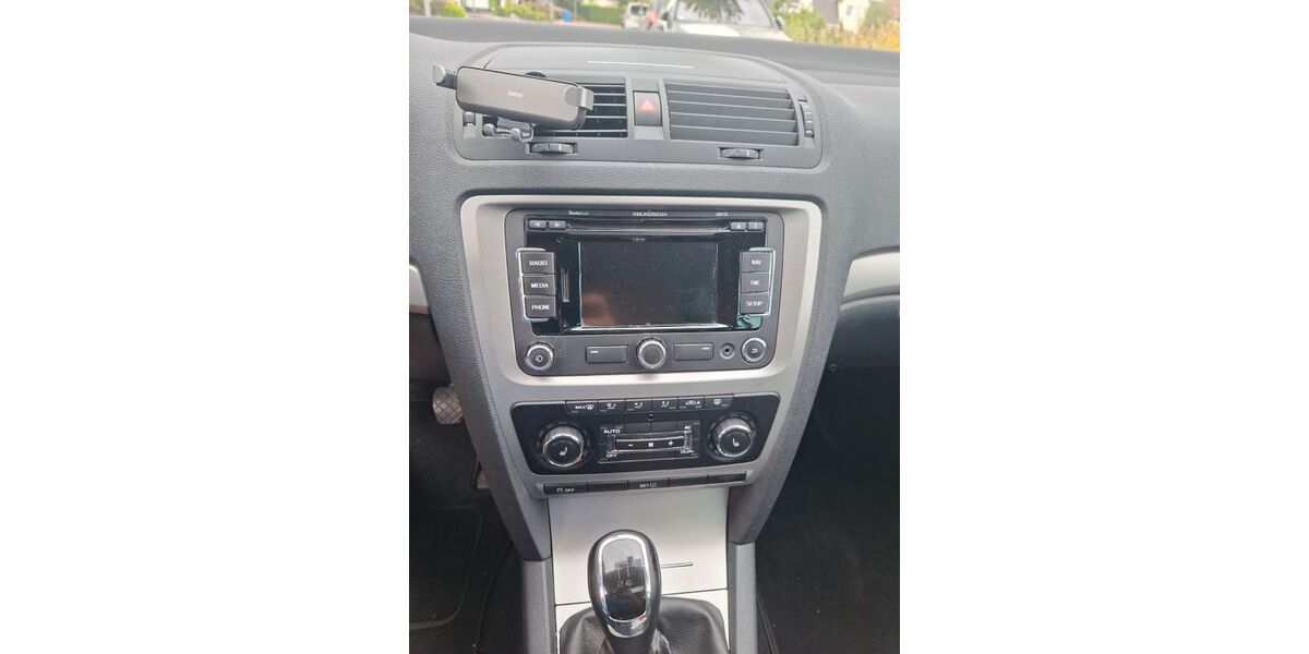 Skoda Octavia 264.000 km 2.900 &euro; Brüggen 41379