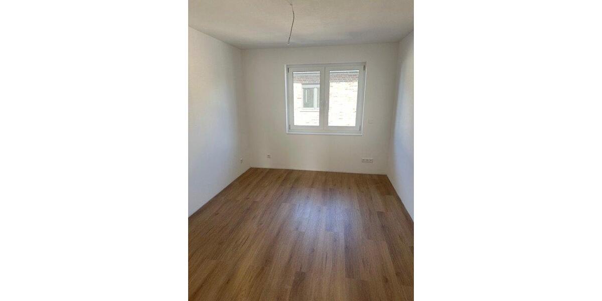 Erdgeschoßwohnung Titz - 4 Zimmer, 100 m&sup2;, 1.495&euro; | Angebot:25979588