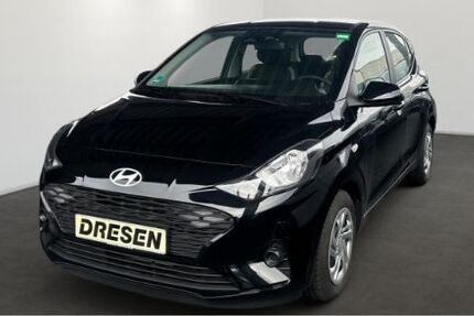 Hyundai i10 3.229 km 15.290 &euro; Mönchengladbach 41061