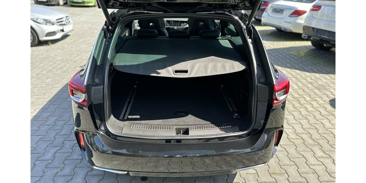 Opel Insignia B Sports Tourer GSi 4x4 / Headup / Pano 140.000 km 11.890 &euro; Mönchengladbach 41066