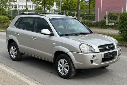 Hyundai TUCSON 202.000 km 3.450 &euro; Neuss 41460