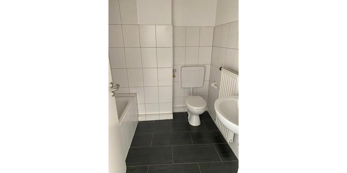 Etagenwohnung Düsseldorf Stadtbezirk 6 - 2 Zimmer, 65 m&sup2;, 728&euro; | Angebot:23668712