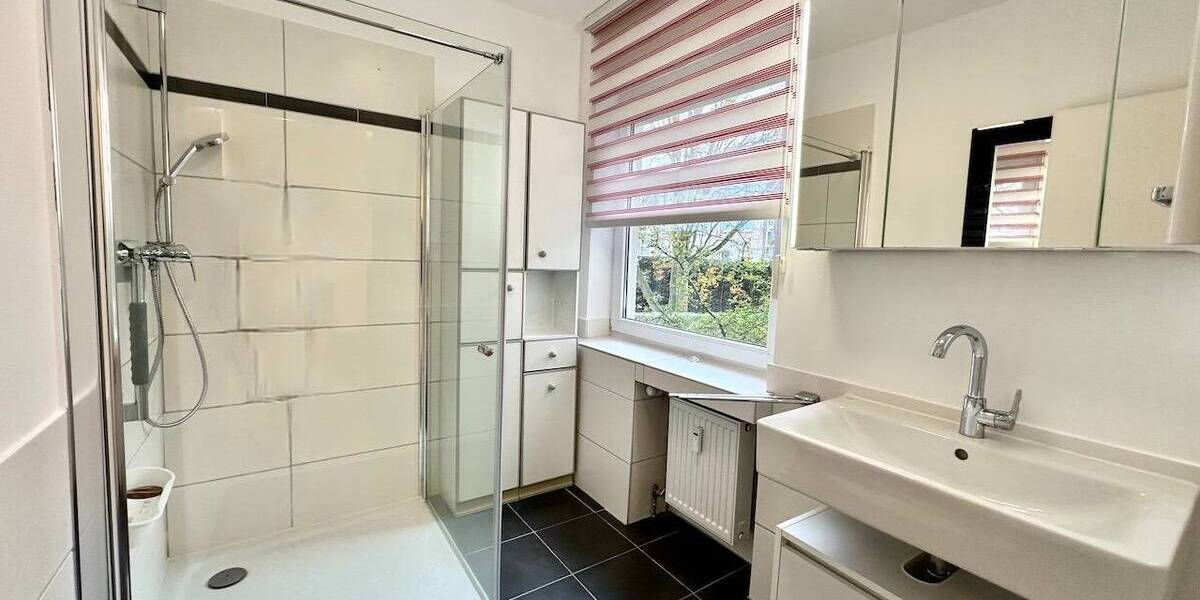 Etagenwohnung Kaarst Holzbüttgen - 3 Zimmer, 76 m&sup2;, 249.000&euro; | Angebot:26641434