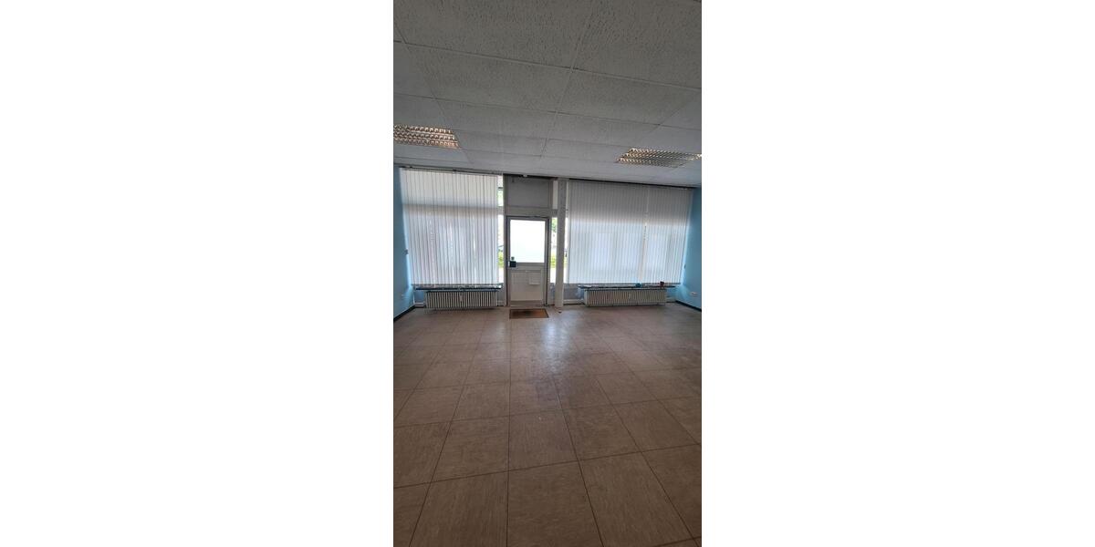 Gewerbeobjekt Moers - 880&euro; | Angebot:26527895