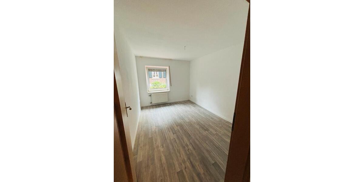 Erdgeschoßwohnung Niederkrüchten - 3 Zimmer, 84 m&sup2;, 670&euro; | Angebot:26496115