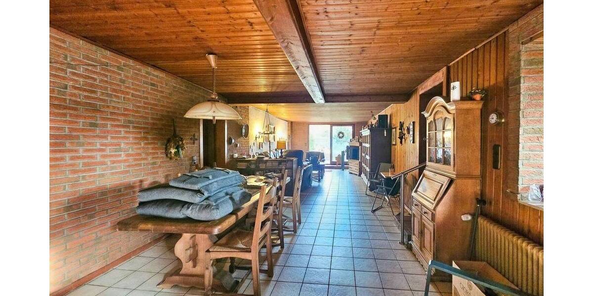 Einfamilienhaus Viersen Rahser - 8 Zimmer, 240 m&sup2;, 250.000&euro; | Angebot:26644037