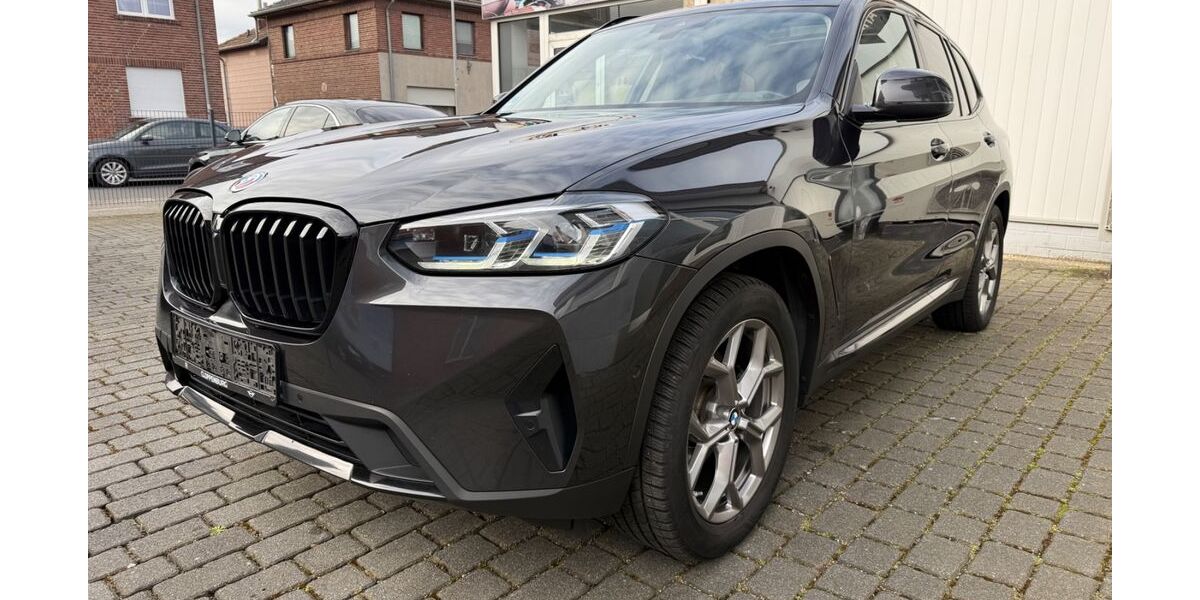 BMW X3 128.411 km 27.999 &euro; Heinsberg 52525