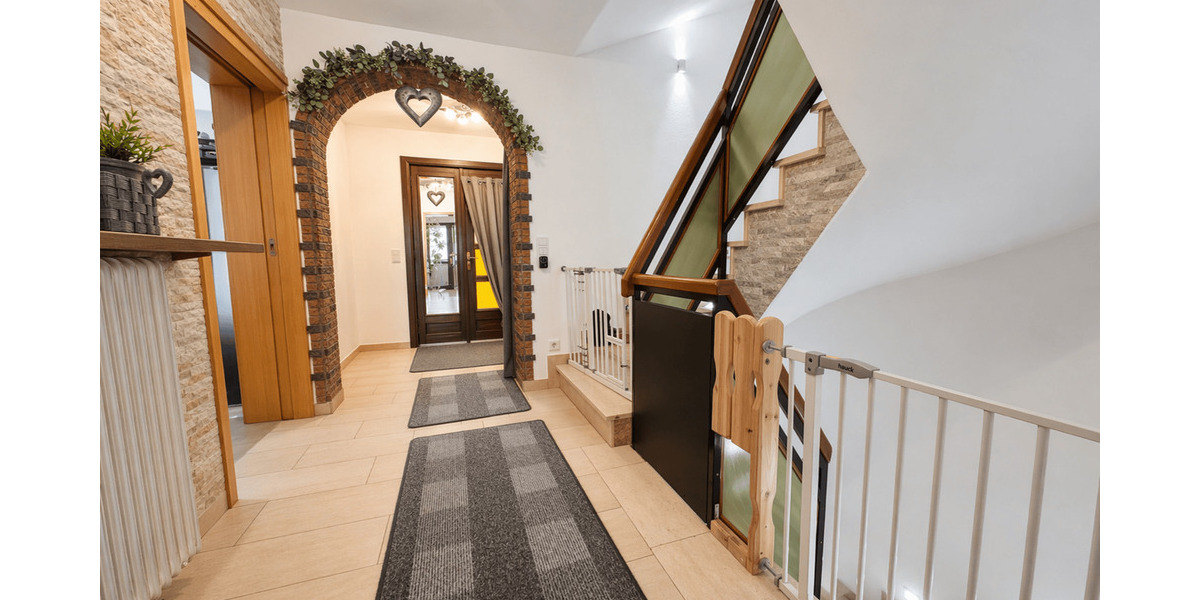 Reihenmittelhaus Grevenbroich Barrenstein - 5 Zimmer, 104 m&sup2;, 369.000&euro; | Angebot:26453260