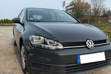 VW Golf 140.000 km 11.100 &euro; Mönchengladbach 41238