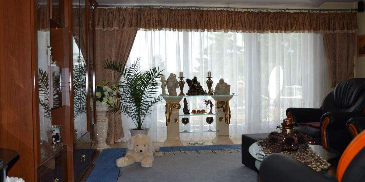 Etagenwohnung Düsseldorf Unterrath - 4 Zimmer, 99 m&sup2;, 1.450&euro; | Angebot:25970683