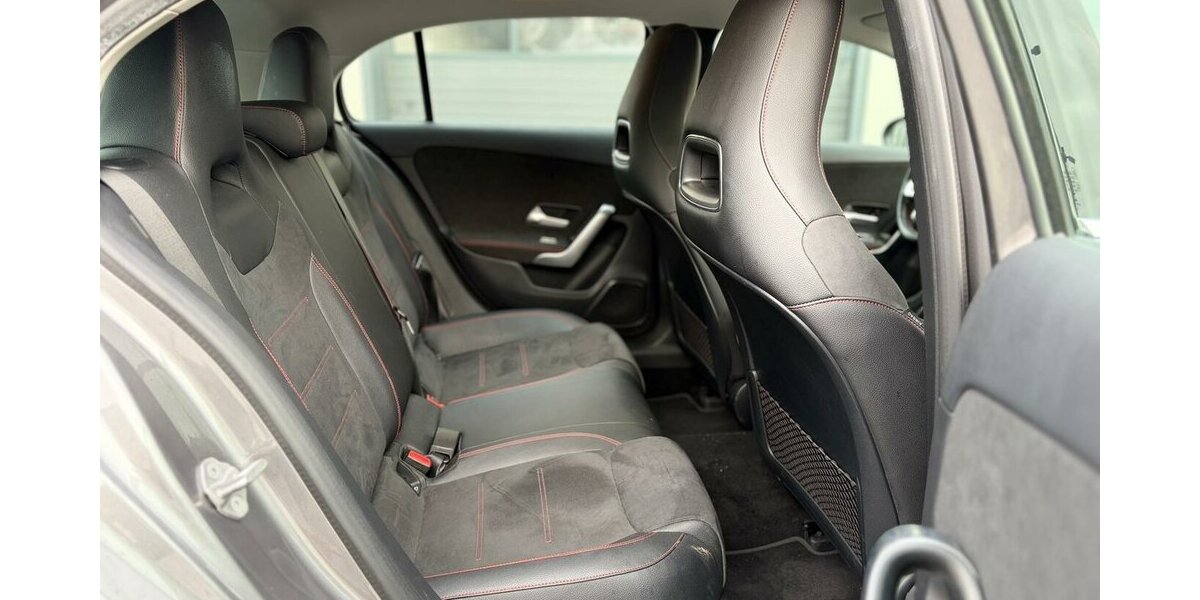 Mercedes-Benz A 200 d / AMG /18´´ Alu / Navi / AHK / MBUX 77.000 km 25.490 &euro; Mönchengladbach 41066