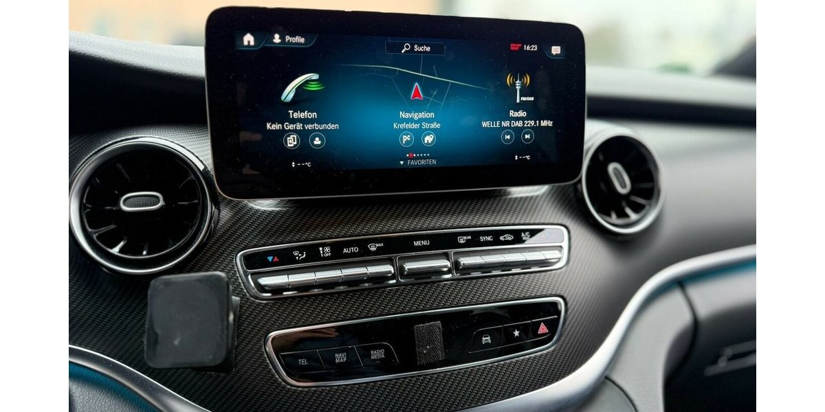 Mercedes-Benz V 300 d Lang / AMG Paket / 4MATIC / Leder / AHK 70.000 km 54.490 &euro; Mönchengladbach 41066