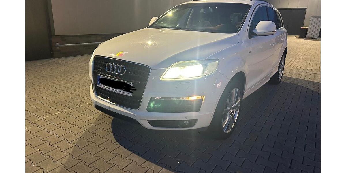Audi Q7 240.000 km 10.300 &euro; Nettetal 41334