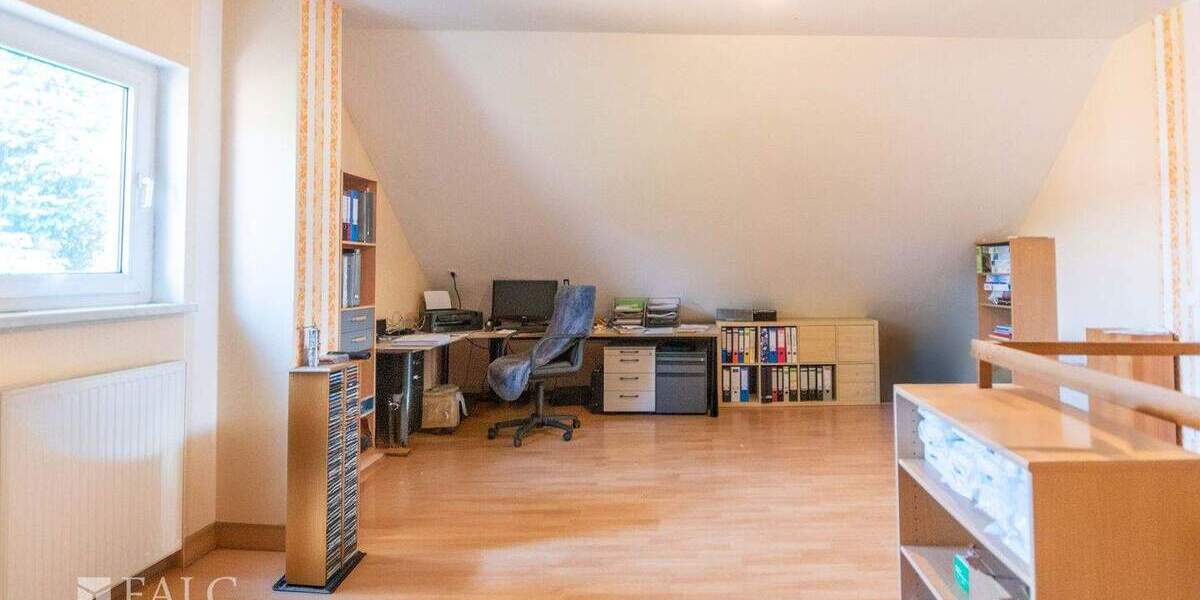 Einfamilienhaus Erkelenz Venrath - 7 Zimmer, 182 m&sup2;, 649.000&euro; | Angebot:25698264