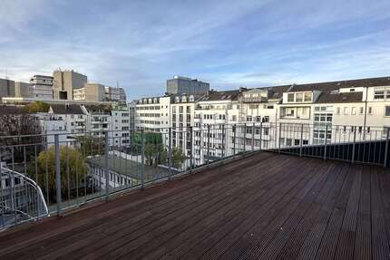 Wohnung Düsseldorf Stadtmitte - 2.5 Zimmer, 93 m&sup2;, 1.190&euro; | Angebot:26934993