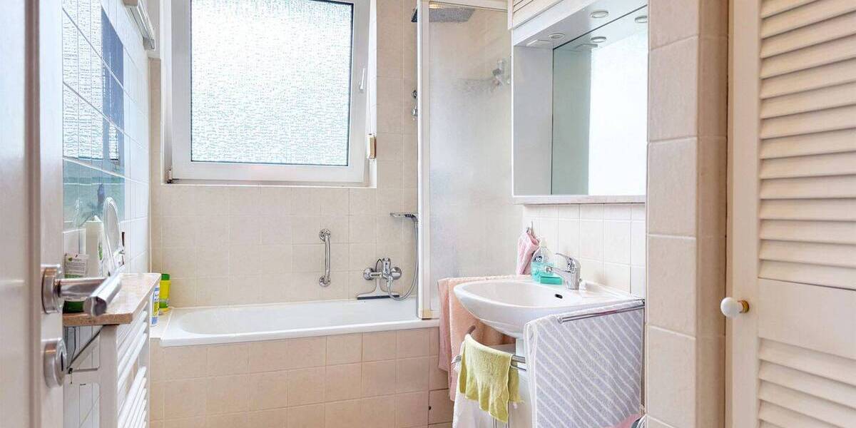 Reihenendhaus Wassenberg - 3 Zimmer, 93 m&sup2;, 259.000&euro; | Angebot:26929103