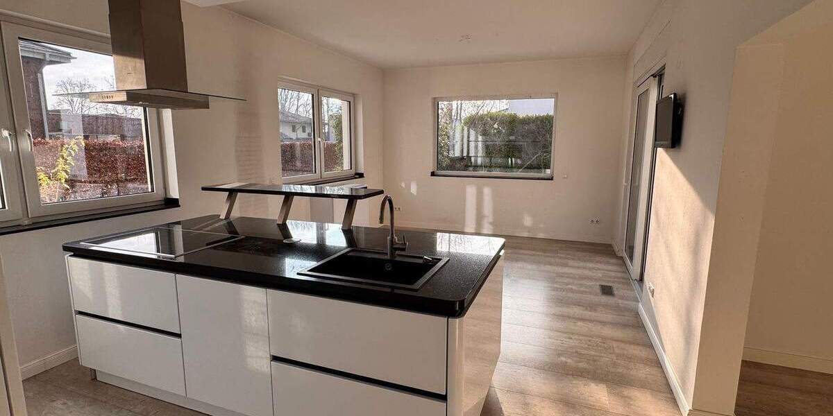 Einfamilienhaus Wassenberg - 6 Zimmer, 326 m&sup2;, 895.000&euro; | Angebot:25695074