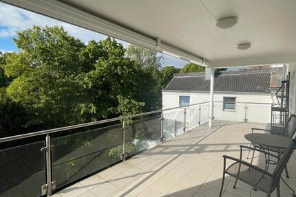 Wohnung Mönchengladbach - 3 Zimmer, 130 m&sup2;, 1.705&euro; | Angebot:26631282