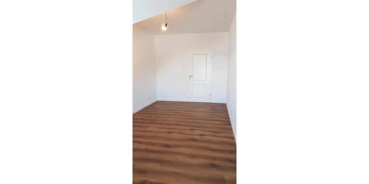 Dachgeschoßwohnung Viersen - 2 Zimmer, 60 m&sup2;, 690&euro; | Angebot:26552458