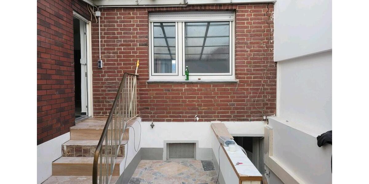 Etagenwohnung Mönchengladbach Ost - 4.5 Zimmer, 90 m&sup2;, 1.400&euro; | Angebot:25922773